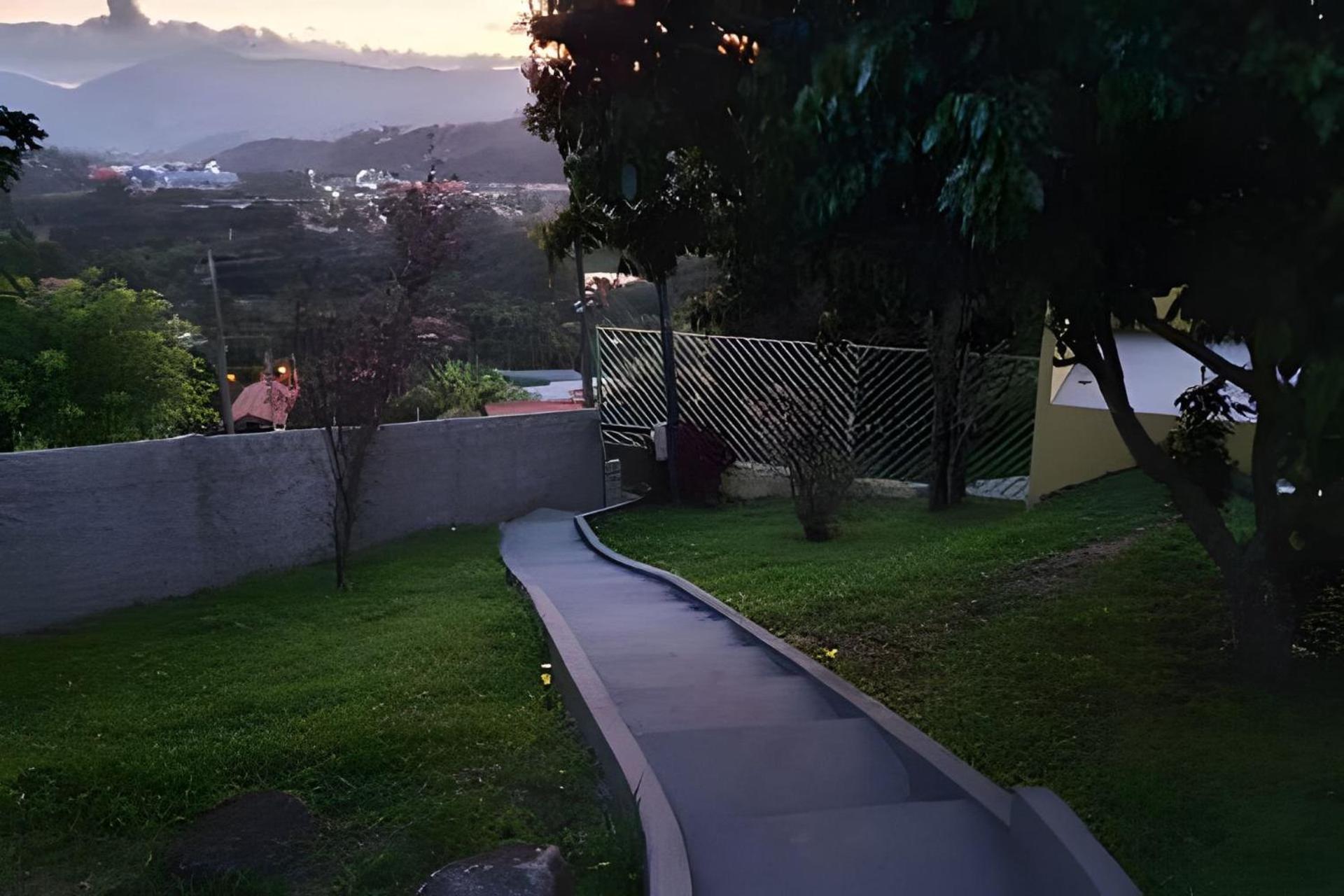 Chacara Com Piscina Aquecida- Perdoes Villa Bom Jesus dos Perdões Eksteriør bilde