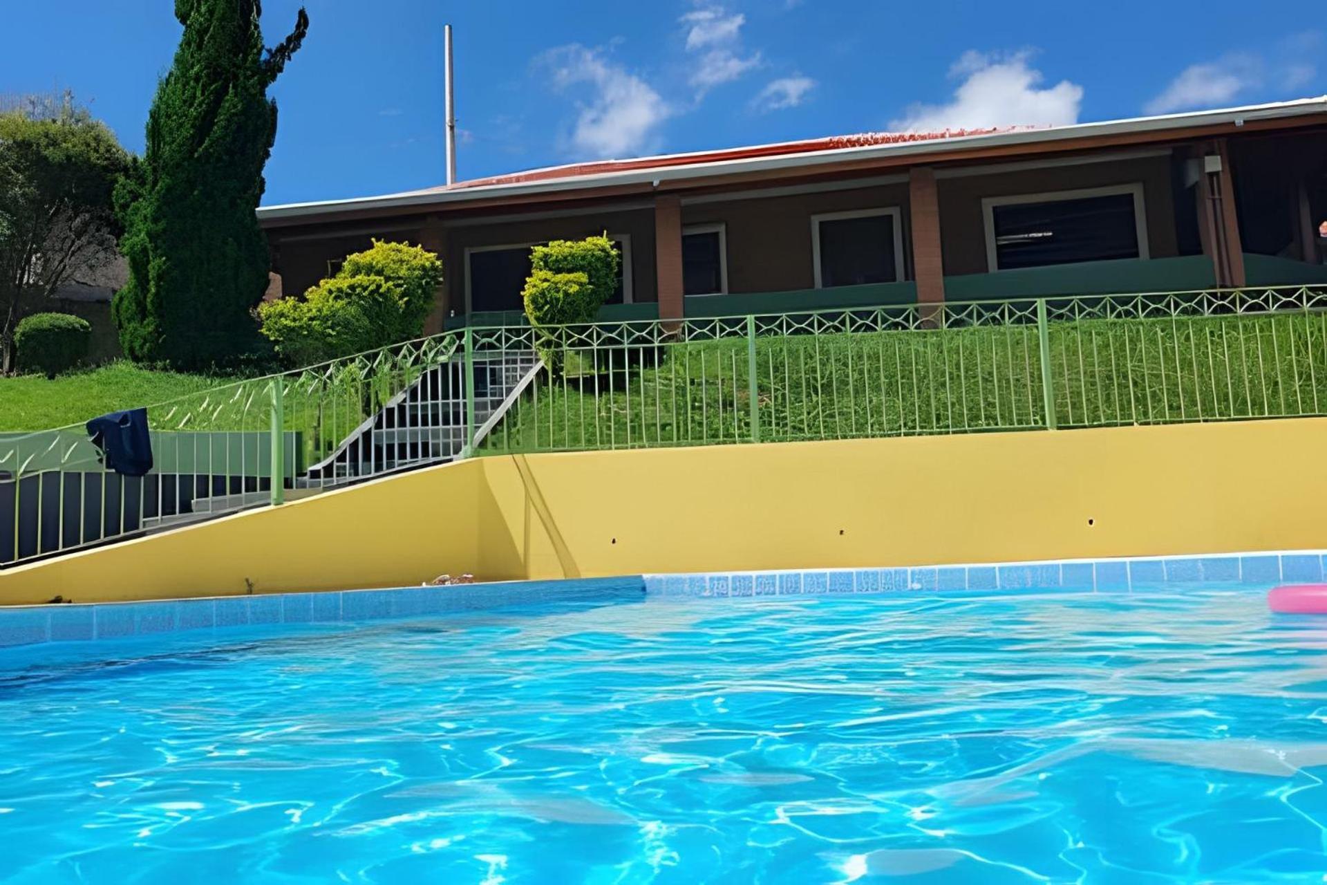 Chacara Com Piscina Aquecida- Perdoes Villa Bom Jesus dos Perdões Eksteriør bilde